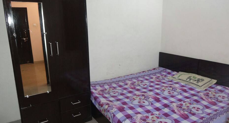 Hotel R Inn, Allahabad 5